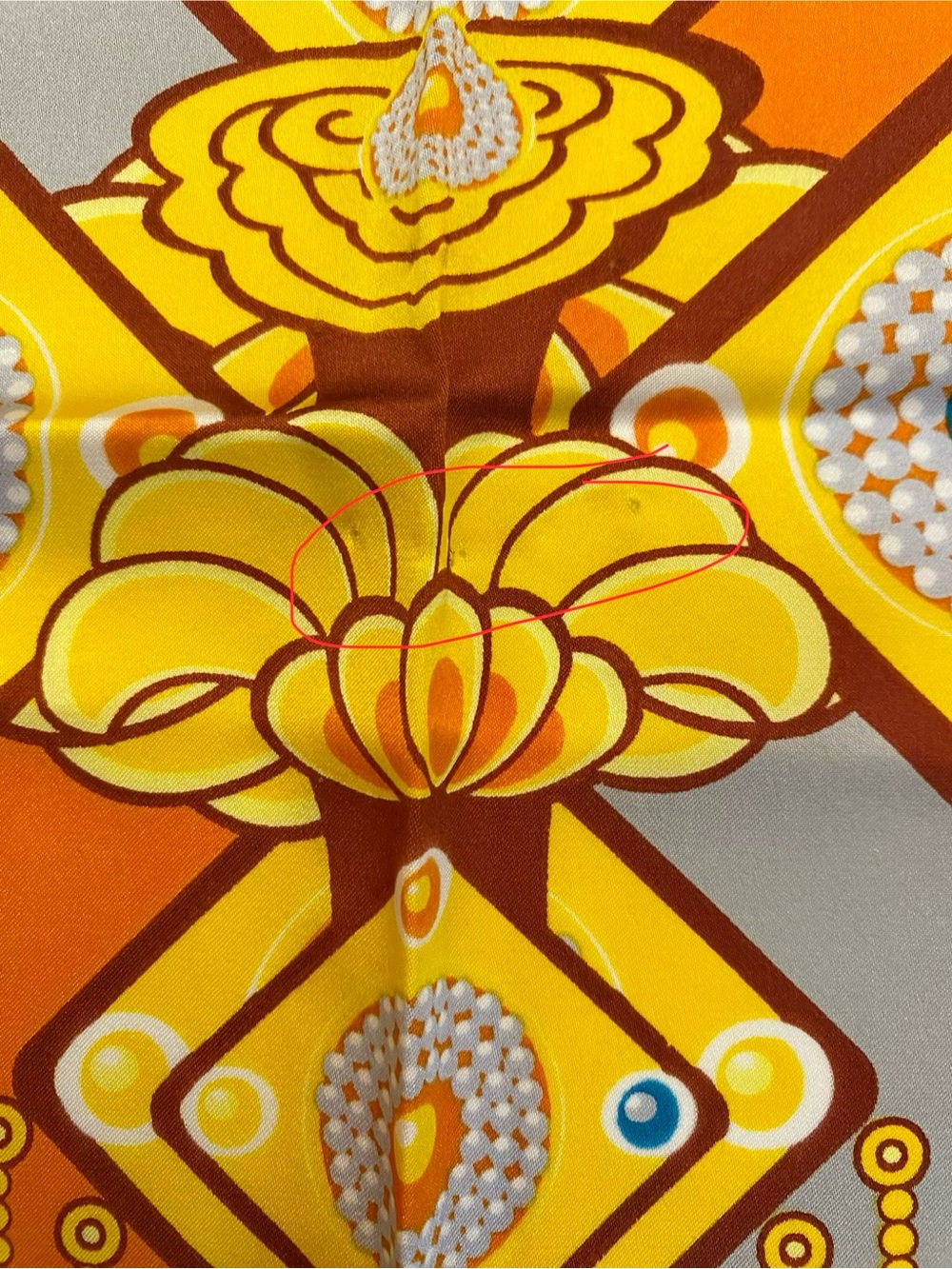 Wensli Vibrant Orange & Gold Patterned Silk Scarf NWT! - Picture 4 of 4